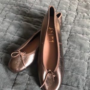 FS / NY ballet flats NWOT